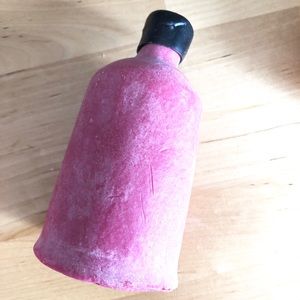 LUSH UK Tender is the Night Naked Shower Gel